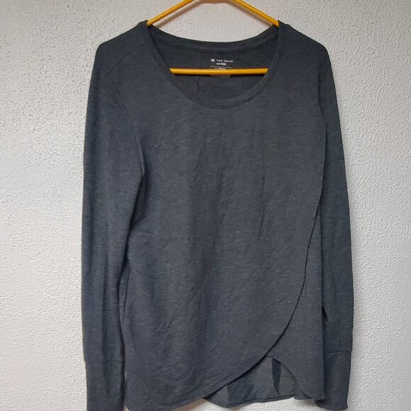Womens Long Sleeeve Pullover Gray Shirt by Tek Gear Size Large - Picture 1 of 3